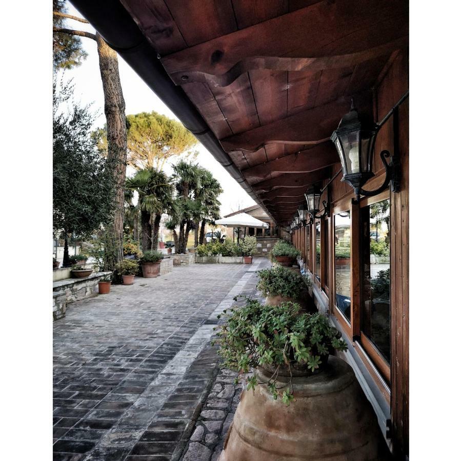 Hotel Villa Elda Assisi Exterior foto